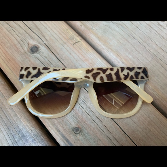 Leopard Fashion Sunglasses - Picture 5 of 7